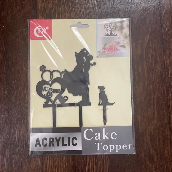 BRAND NEW! Acrylic Cake topper for wedding/anniversary - Picture 1 of 1